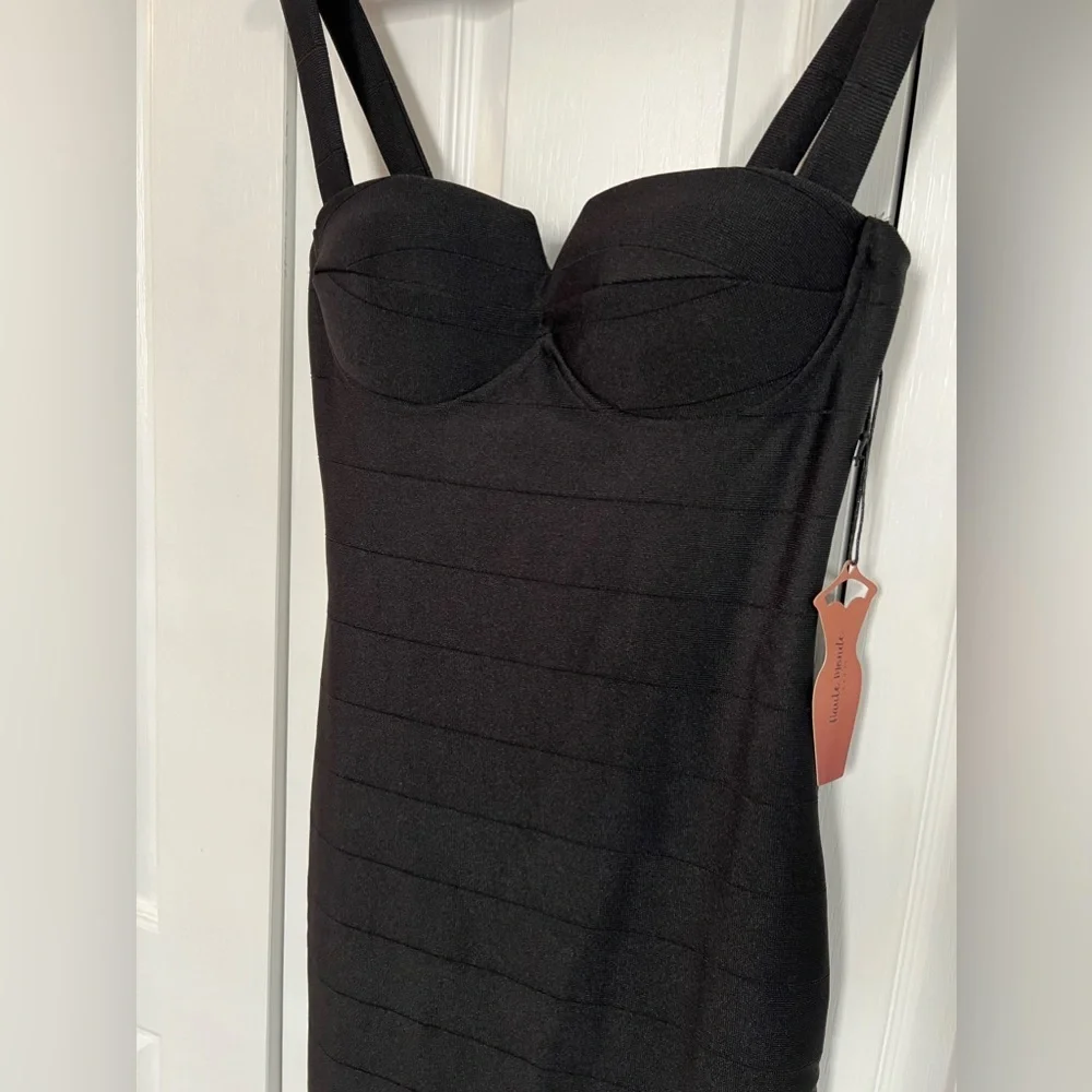 NWT Haute Monde black bodycon dress. - Picture 3 of 8